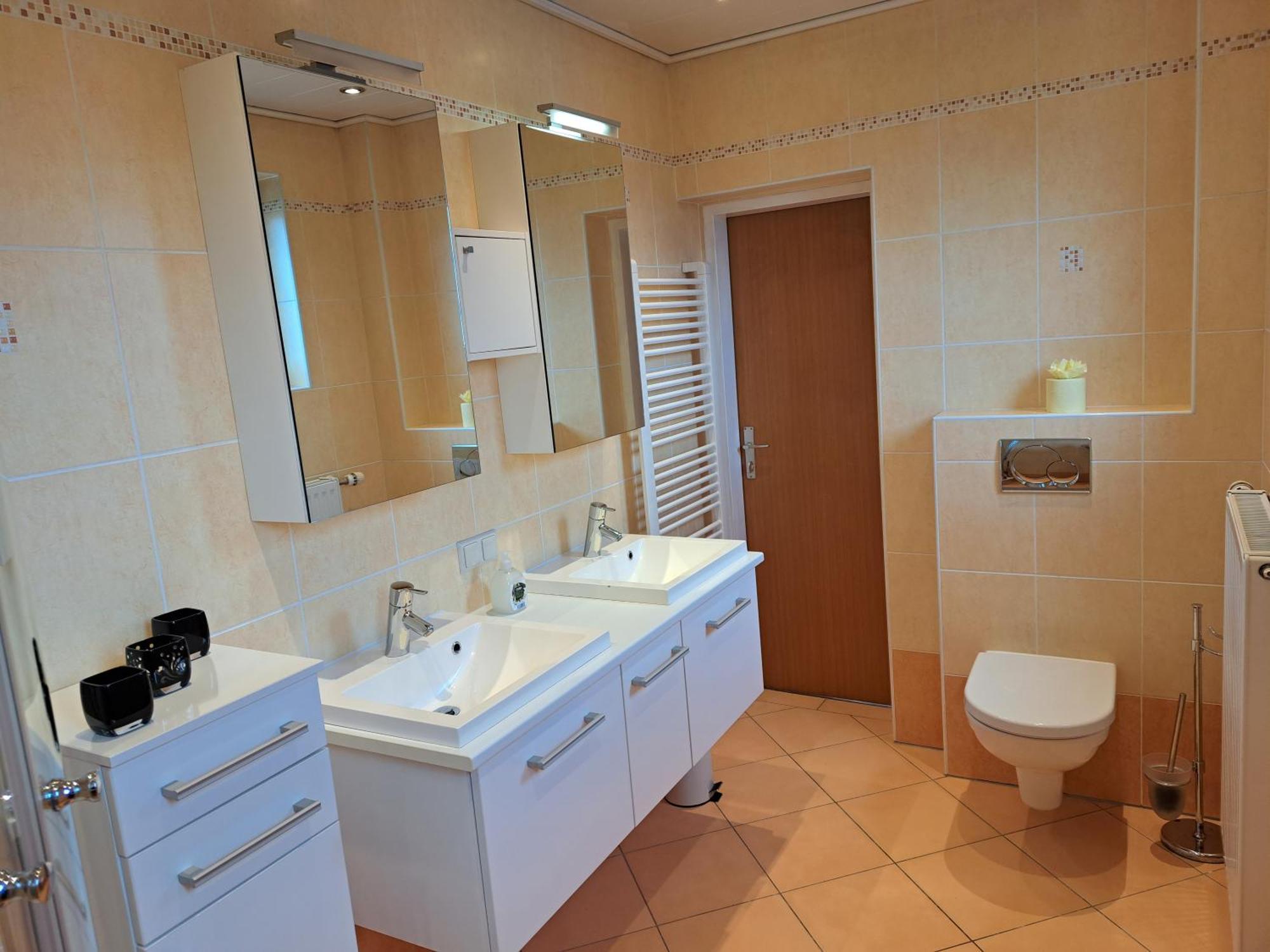 Flataid Gaestehaus Graschi - Steinbergstrasse Грац Экстерьер фото